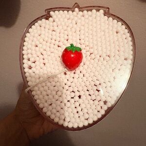 Strawberry-shortcakeCotton Swab Holder